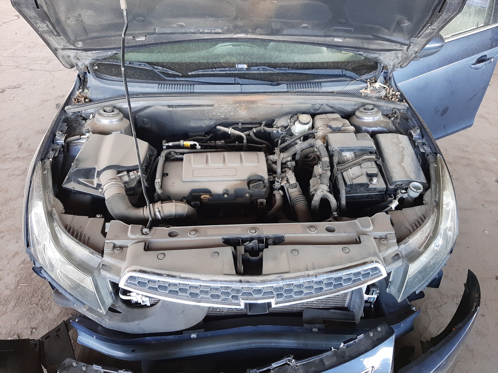 Photo 7 from auction – 2014 CHEVROLET CRUZE LT with VIN 1G1PC5SB4E7213624