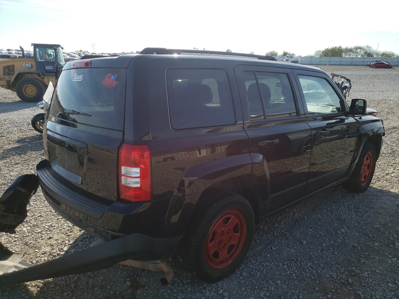 Photo 4 from auction – 2016 JEEP PATRIOT SP with VIN 1C4NJPBA2GD747569