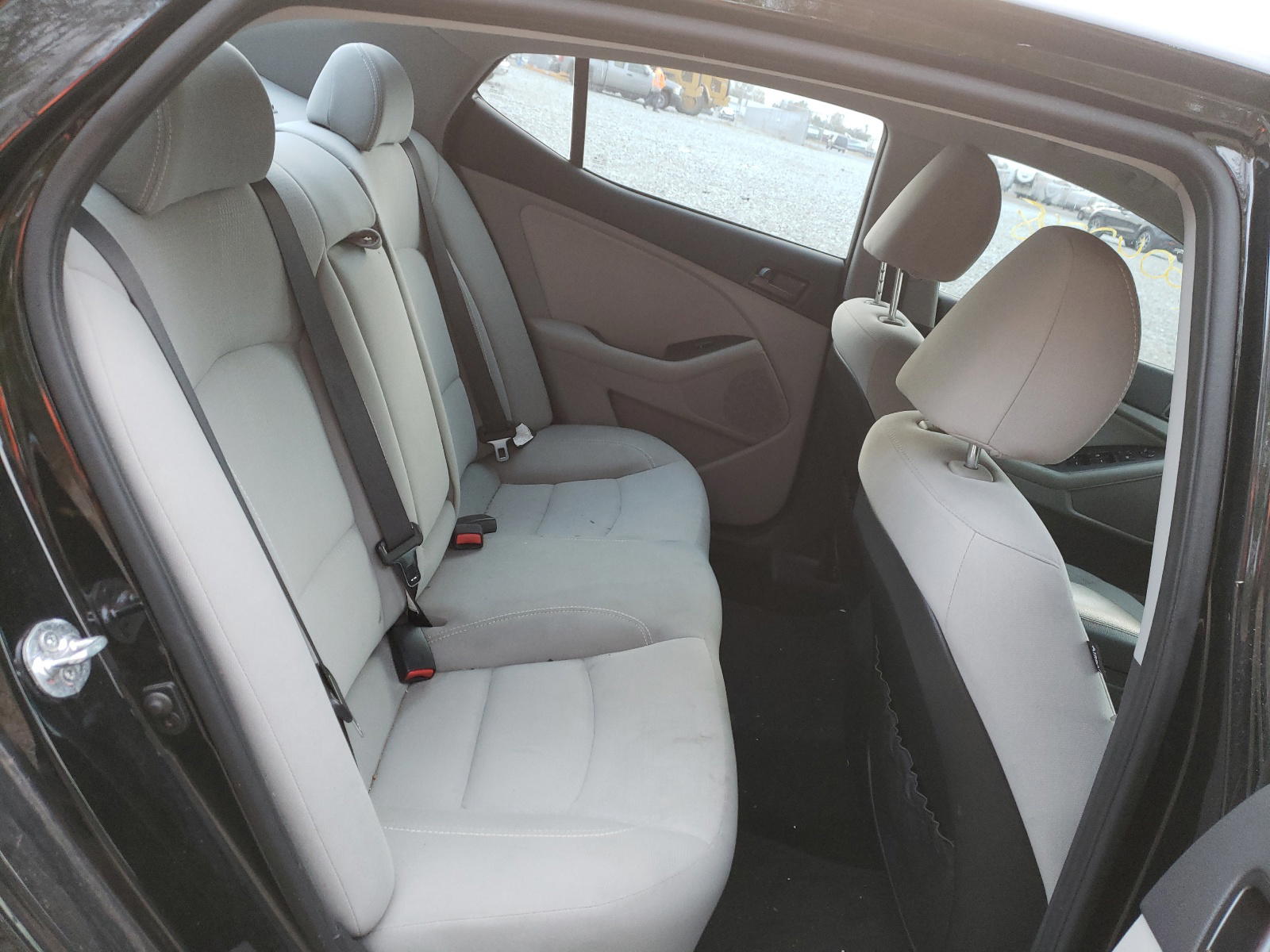 Photo 6 from auction – 2012 KIA OPTIMA LX with VIN 5XXGM4A70CG005692