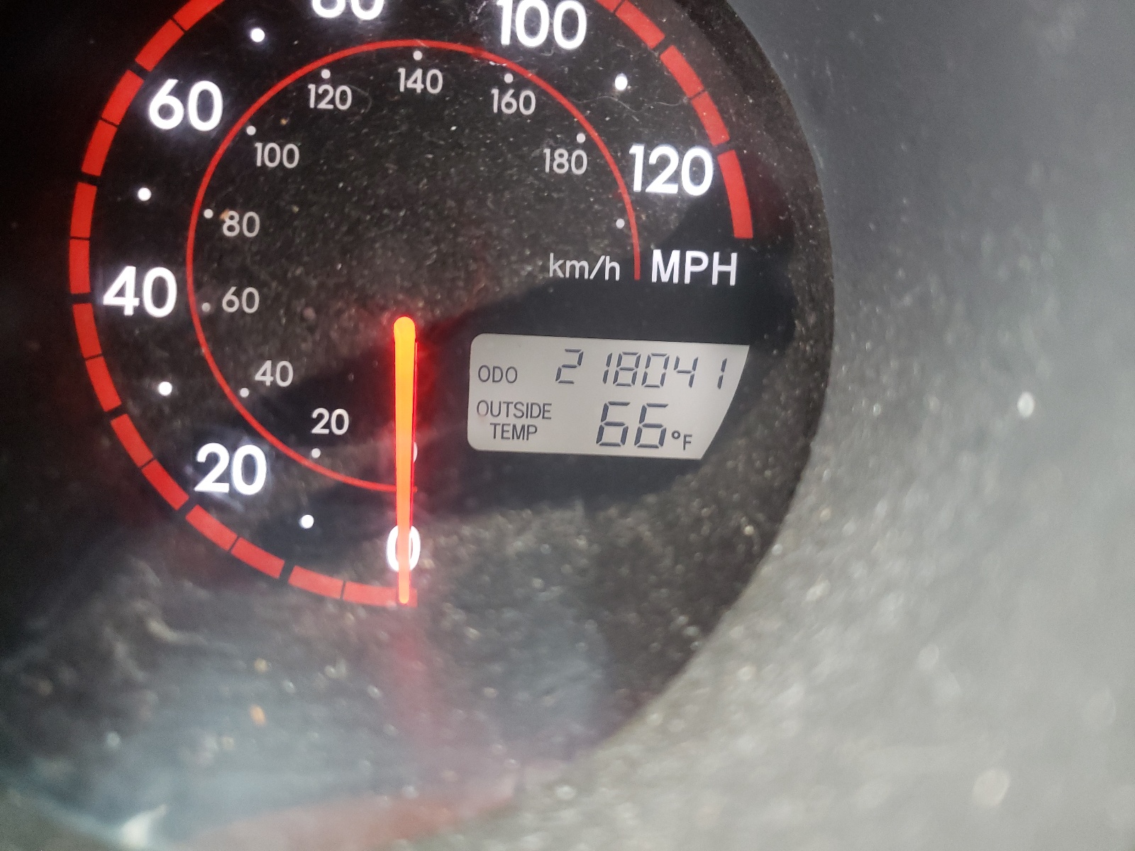 Photo 8 from auction – 2008 PONTIAC VIBE with VIN 5Y2SL658X8Z417506