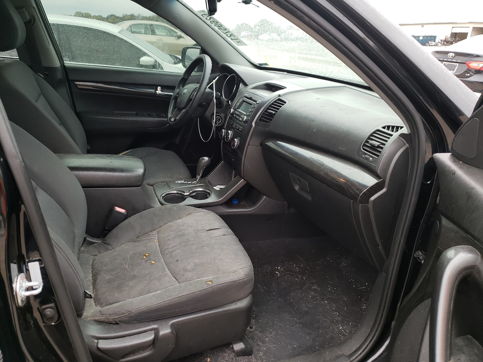 Photo 5 from auction – 2012 KIA SORENTO BA with VIN 5XYKT4A61CG259900