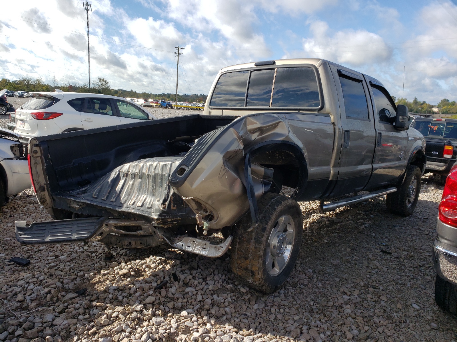 Photo 4 from auction – 2005 FORD F250 SUPER with VIN 1FTSW21P05EB69265