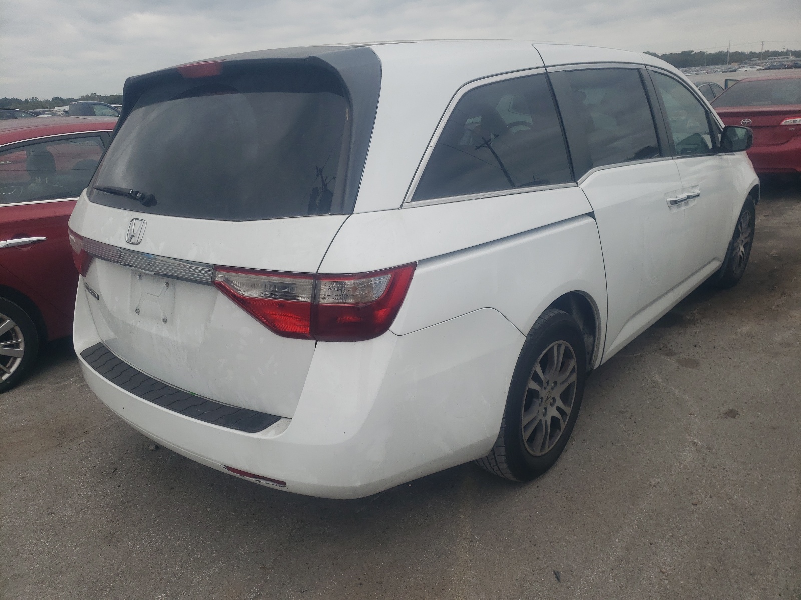 Photo 16 from auction – 2011 HONDA ODYSSEY EX with VIN 5FNRL5H43BB037339