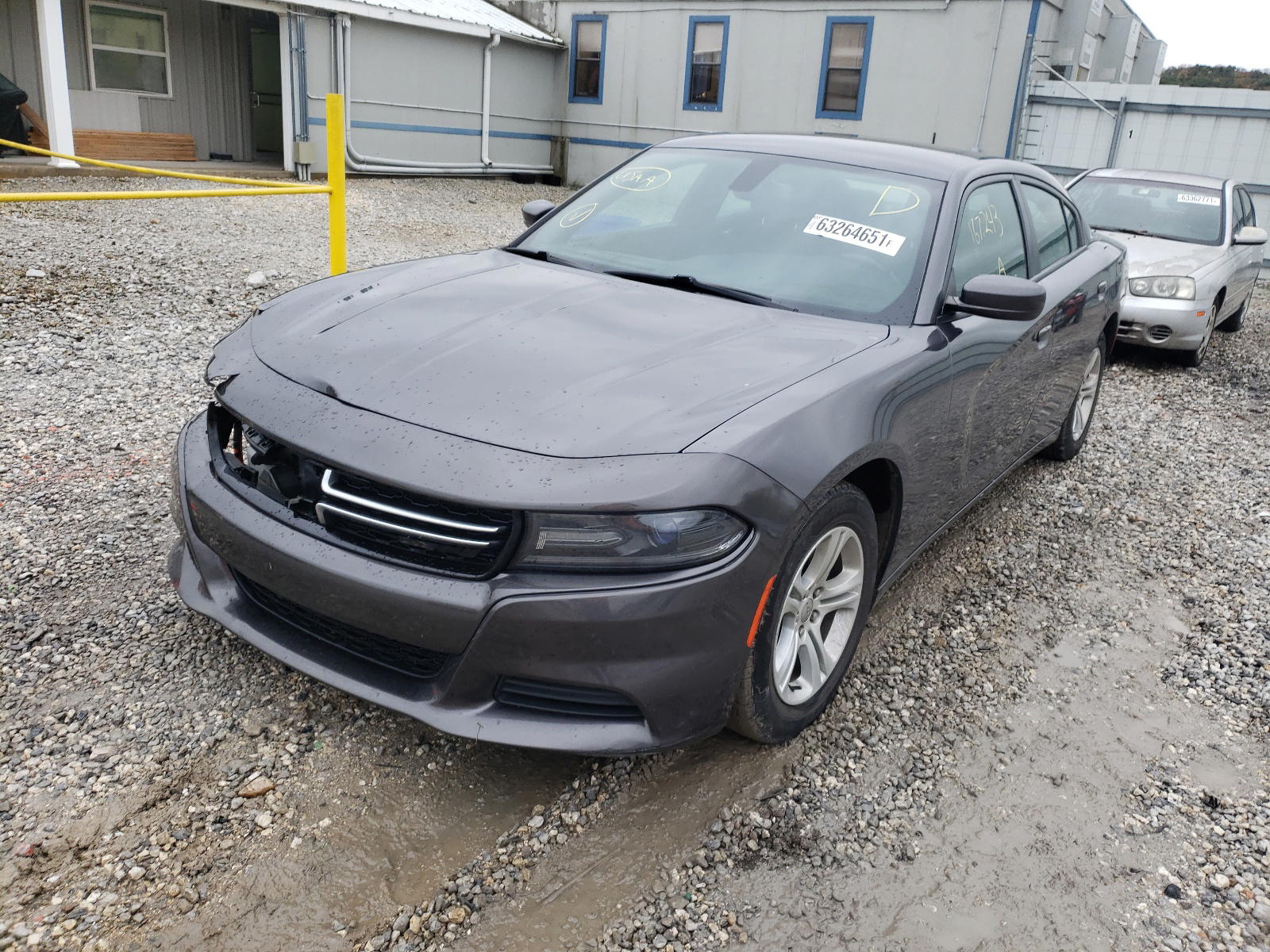 Photo 2 from auction – 2016 DODGE CHARGER SE with VIN 2C3CDXBG1GH303531