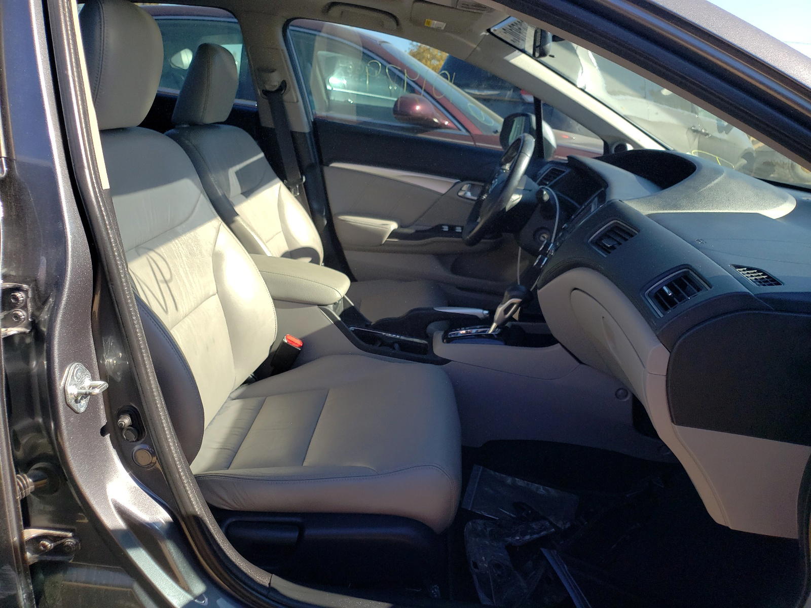 Photo 5 from auction – 2013 HONDA CIVIC EXL with VIN 19XFB2F91DE033222