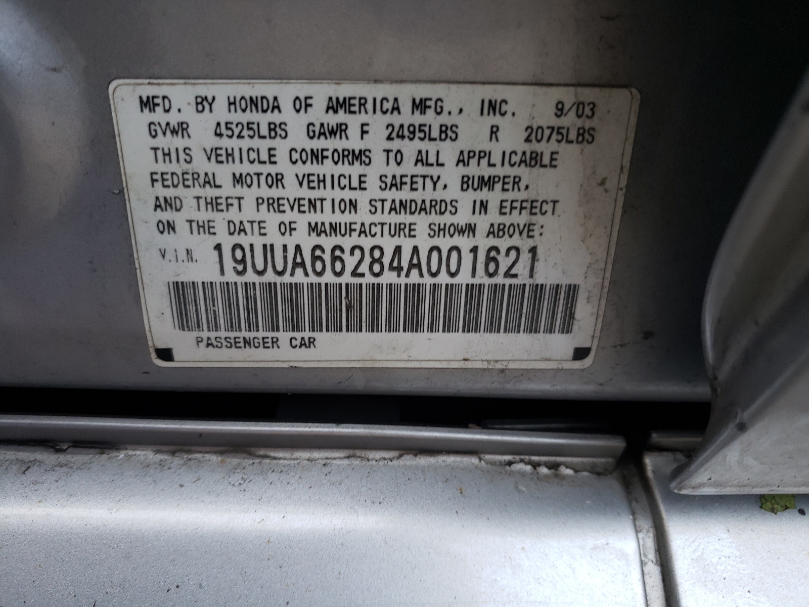 Photo 10 from auction – 2004 ACURA TL with VIN 19UUA66284A001621