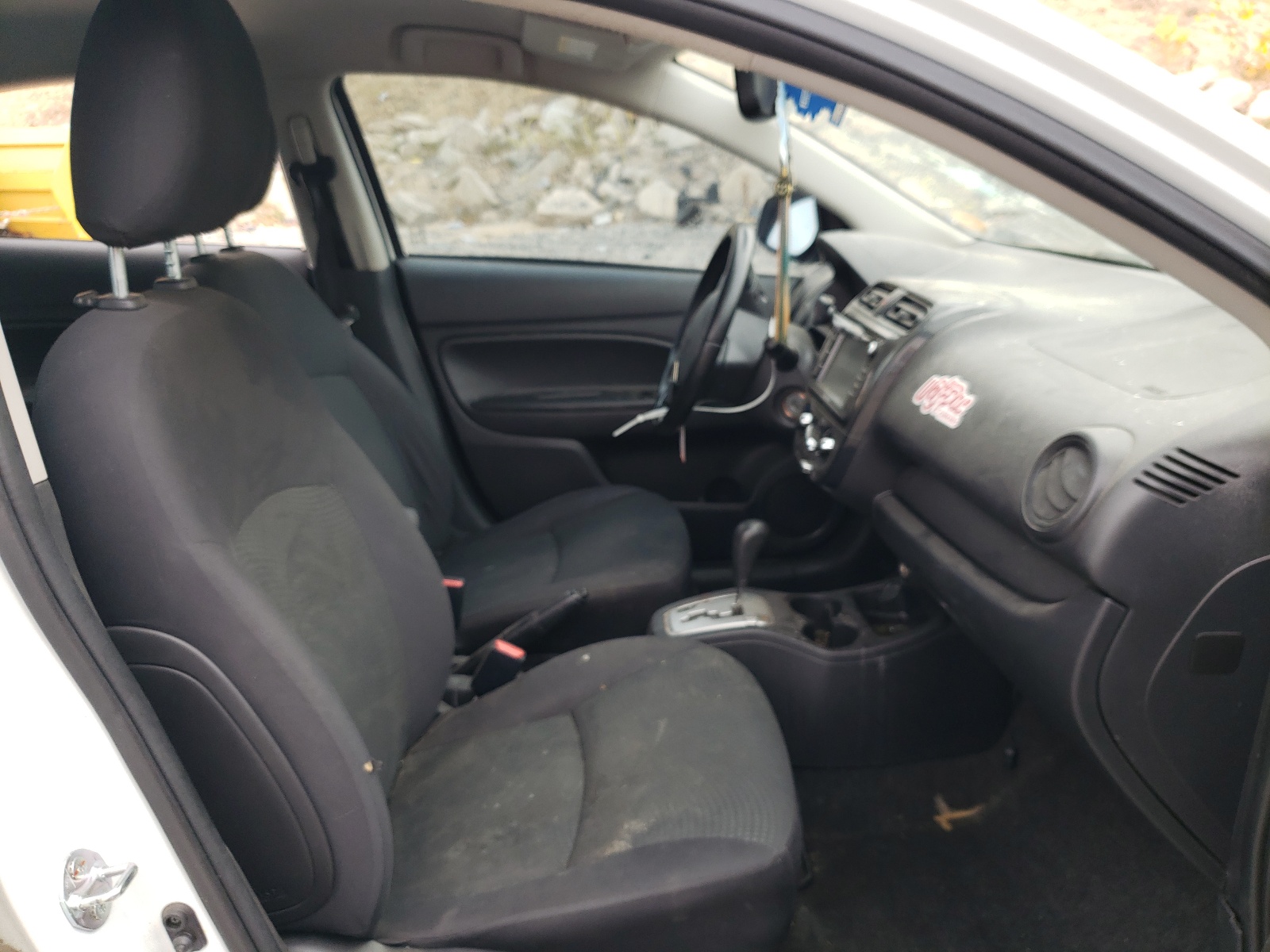 Photo 5 from auction – 2017 MITSUBISHI MIRAGE G4 with VIN ML32F3FJ2HHF12483