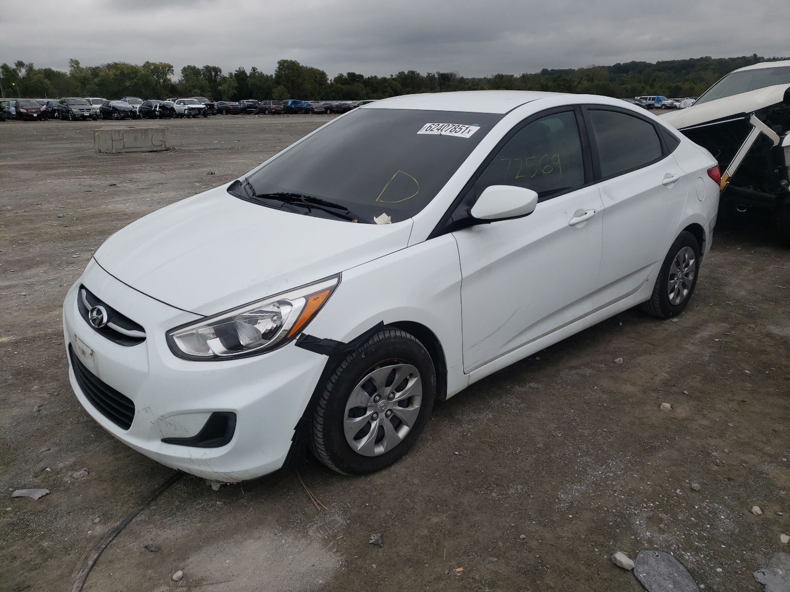 Photo 2 from auction – 2017 HYUNDAI ACCENT SE with VIN KMHCT4AE7HU219429
