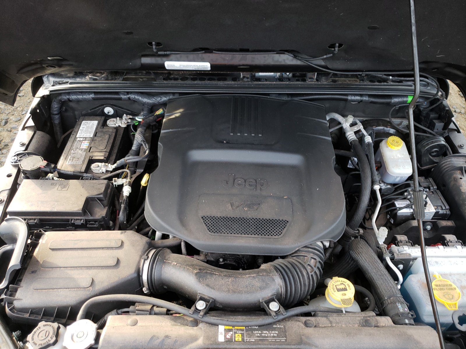 Photo 7 from auction – 2018 JEEP WRANGLER with VIN 1C4BJWEG2JL829957
