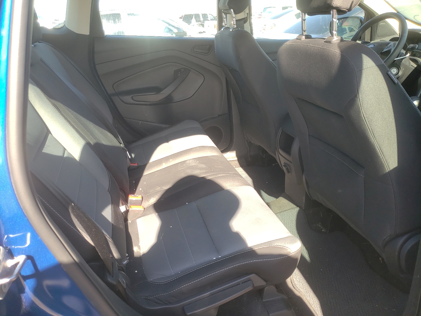 Zdjęcie 6 z aukcji – 2019 FORD ESCAPE S z VIN 1FMCU0F72KUC54080