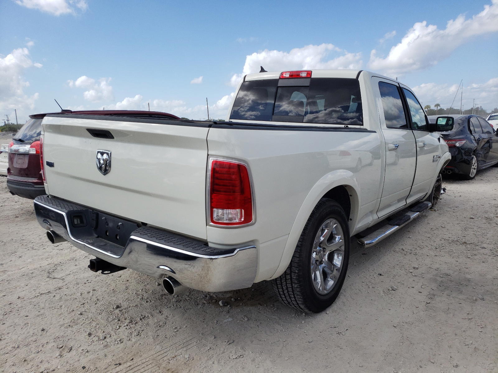 Photo 4 from auction – 2016 RAM 1500 LARAM with VIN 1C6RR6VT2GS415264