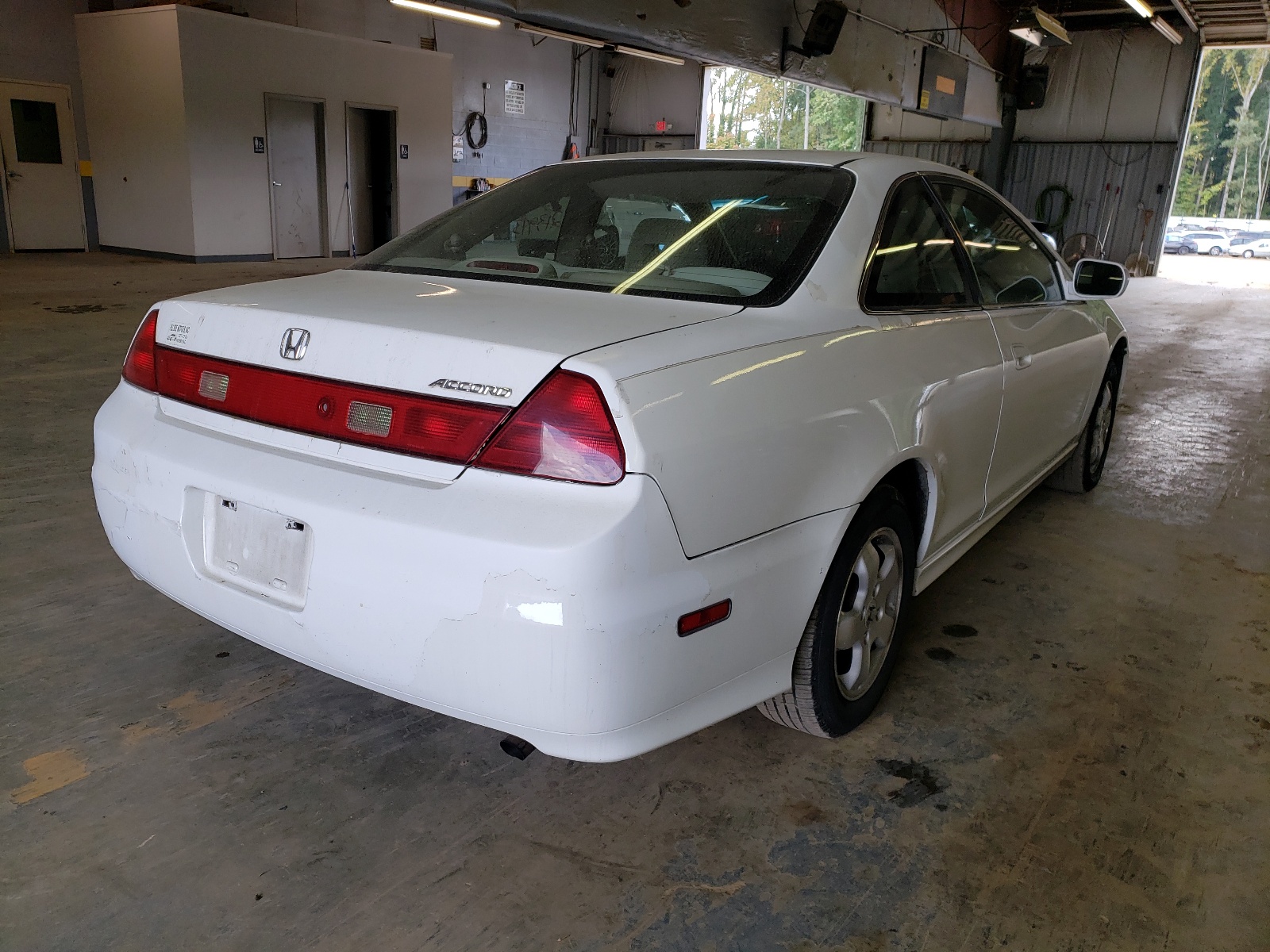 Photo 4 from auction – 2001 HONDA ACCORD EX with VIN 1HGCG32501A033385