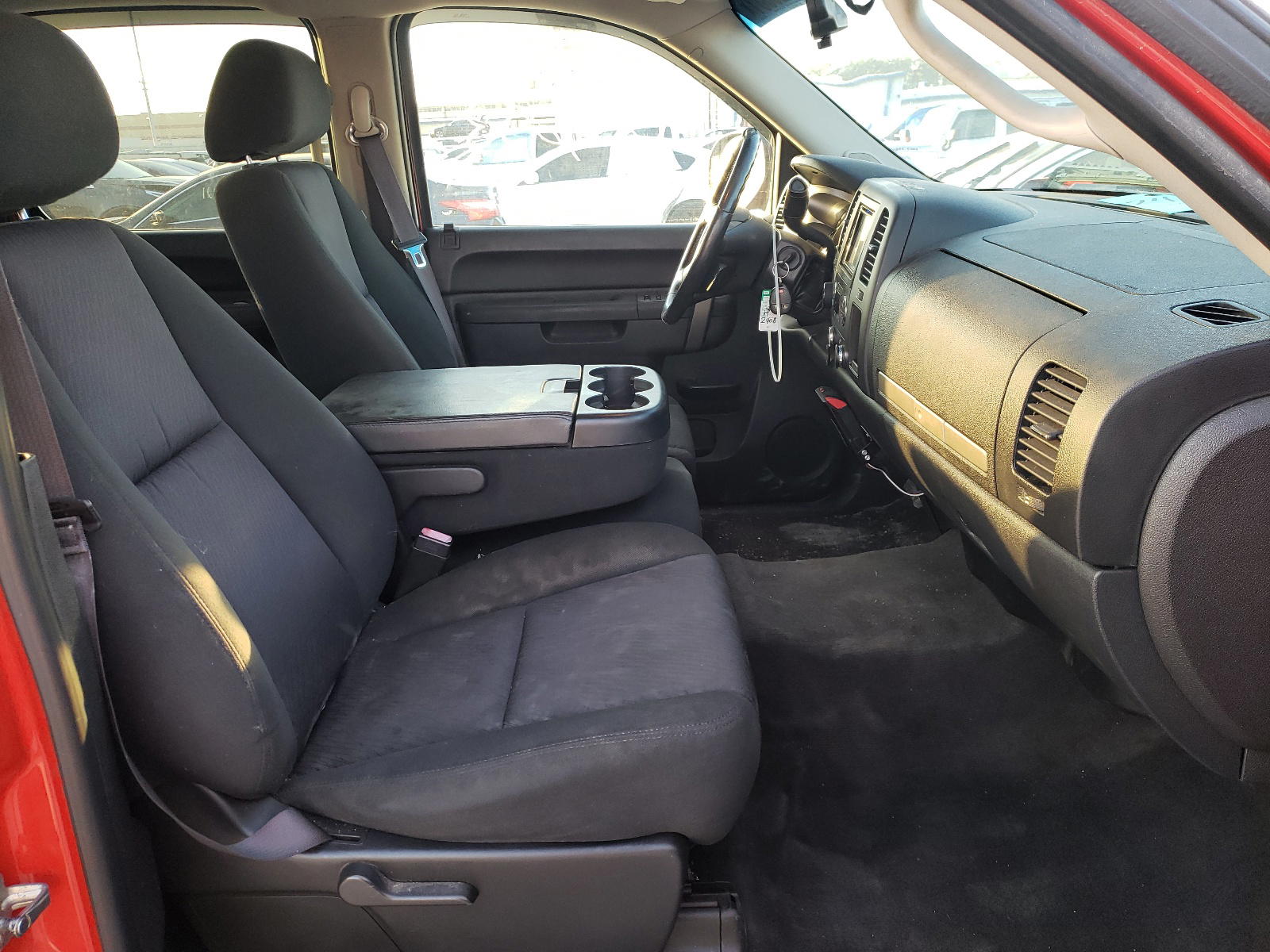 Photo 5 from auction – 2011 CHEVROLET SILVERADO with VIN 3GCPKSE30BG351979