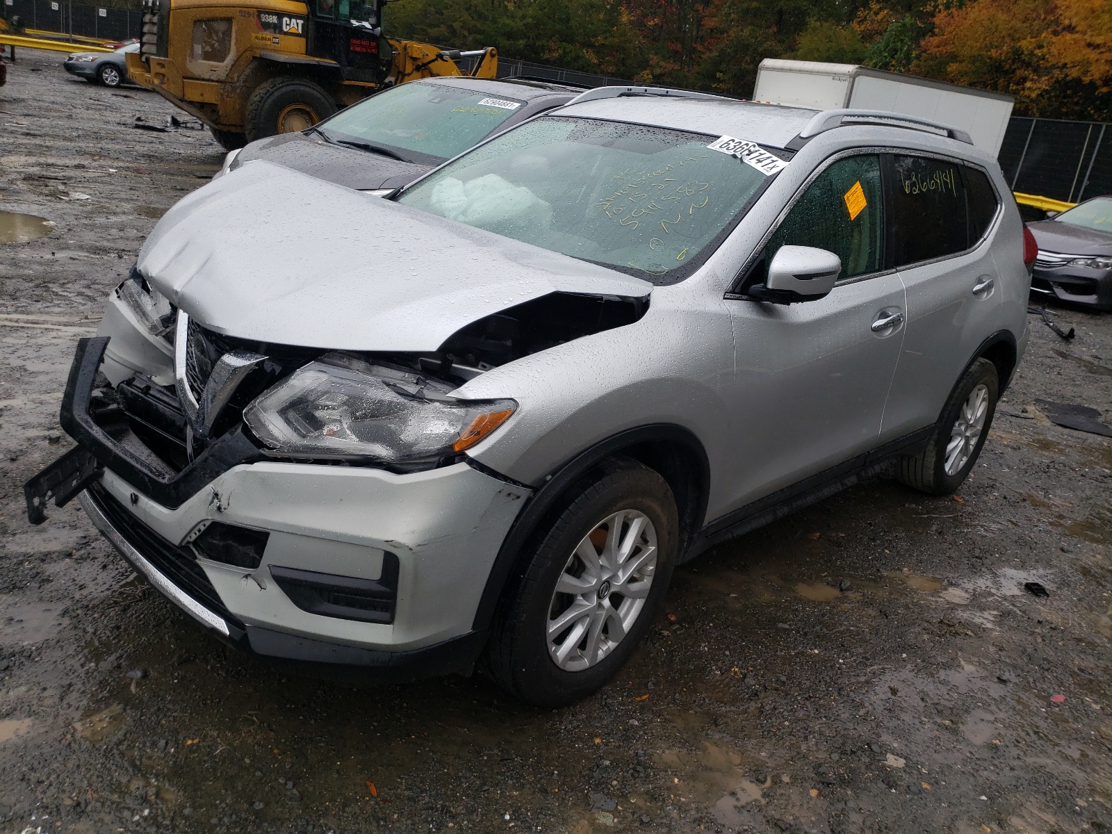 Photo 2 from auction – 2018 NISSAN ROGUE S with VIN KNMAT2MV6JP594583