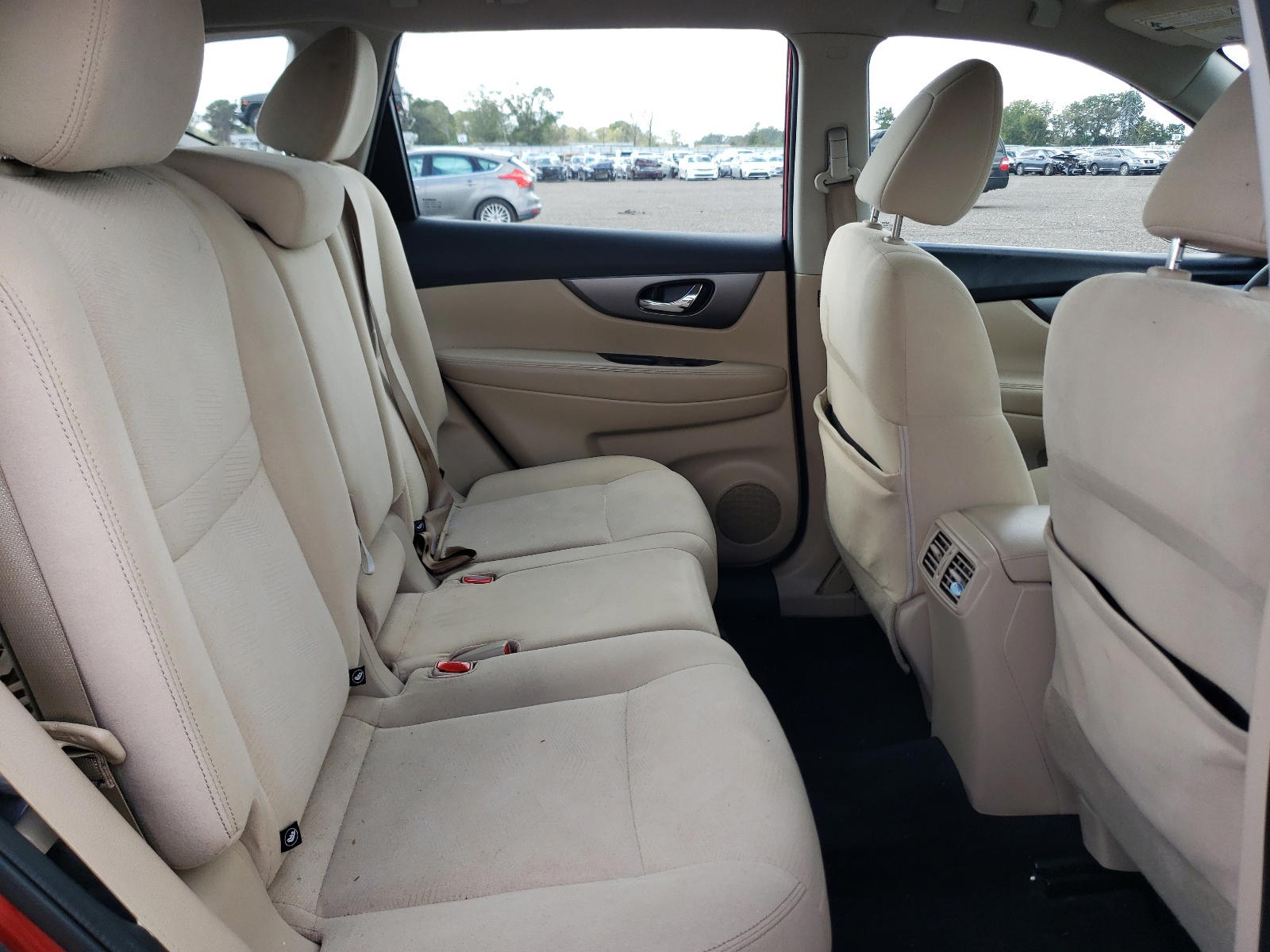 Photo 6 from auction – 2016 NISSAN ROGUE S/SL with VIN KNMAT2MT5GP605189