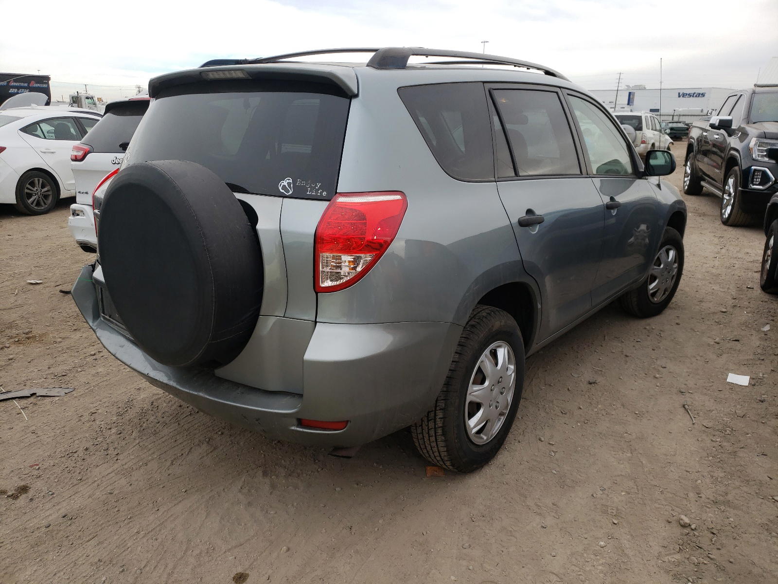 Photo 4 from auction – 2007 TOYOTA RAV4 with VIN JTMZD33V675046661