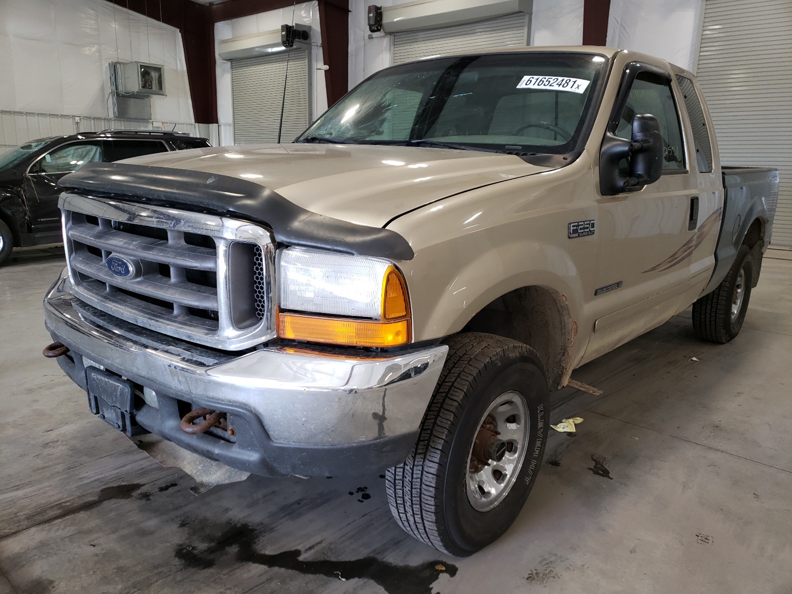 Photo 2 from auction – 2001 FORD F250 SUPER with VIN 1FTNX21F81EC40563