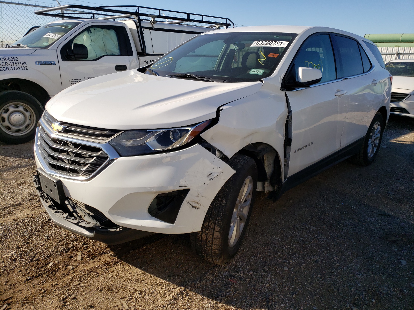 Photo 2 from auction – 2018 CHEVROLET EQUINOX LT with VIN 3GNAXJEV1JL163858