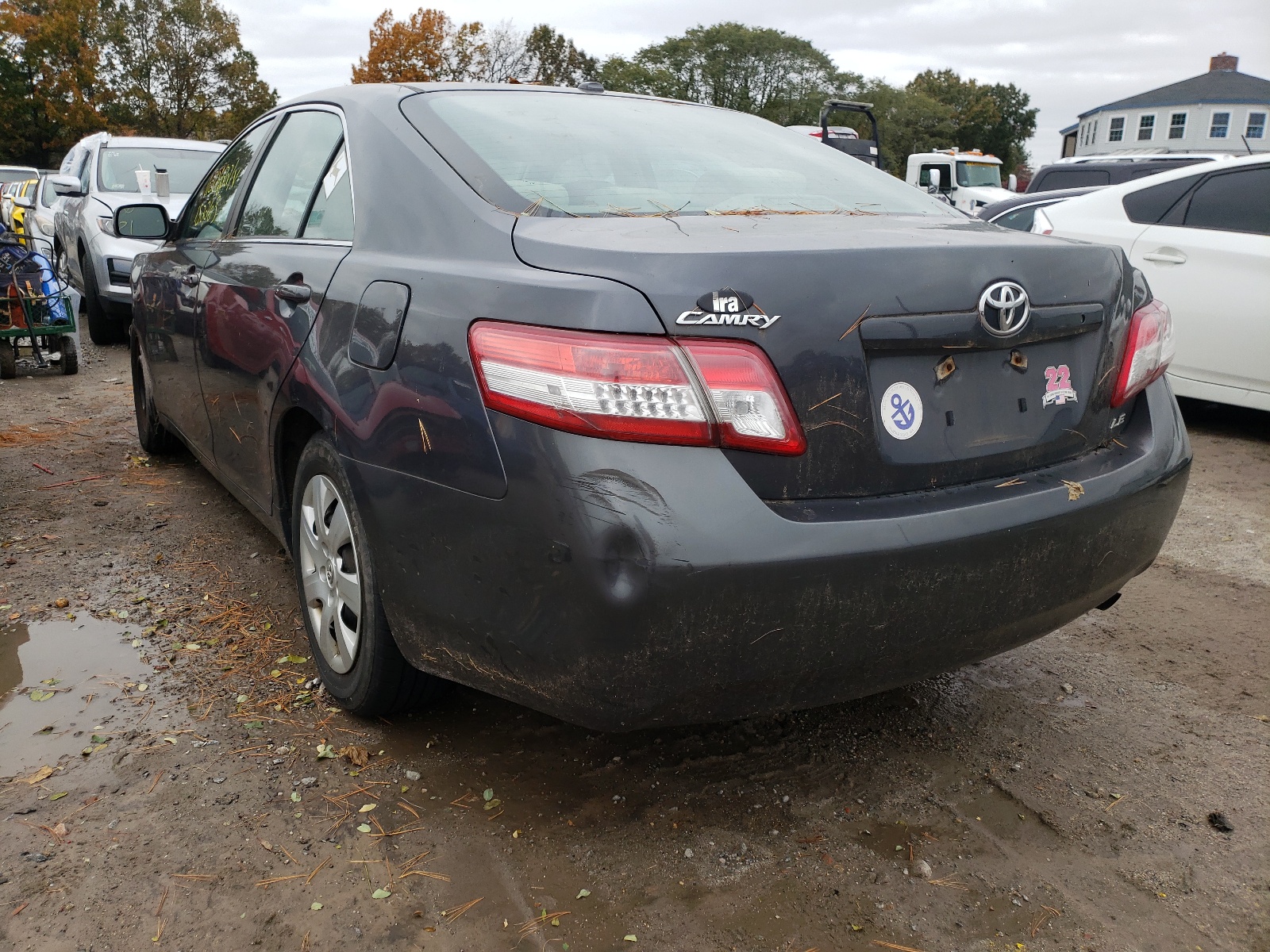 Photo 3 from auction – 2010 TOYOTA CAMRY with VIN 4T1BF3EK0AU098911