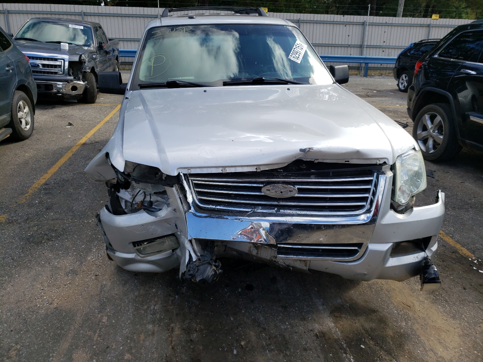صورة رقم 9 من المزاد - 2009 FORD EXPLORER X مع VIN 1FMEU63E49UA21178