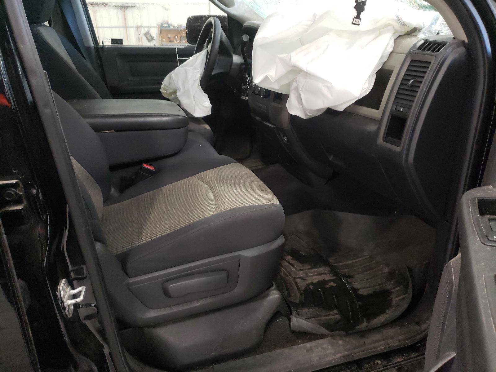 Photo 5 from auction – 2012 DODGE RAM 1500 S with VIN 1C6RD7FTXCS198690