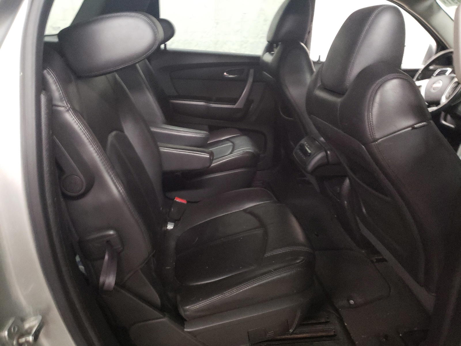 Photo 6 from auction – 2012 GMC ACADIA with VIN 1GKKVRED1CJ217697