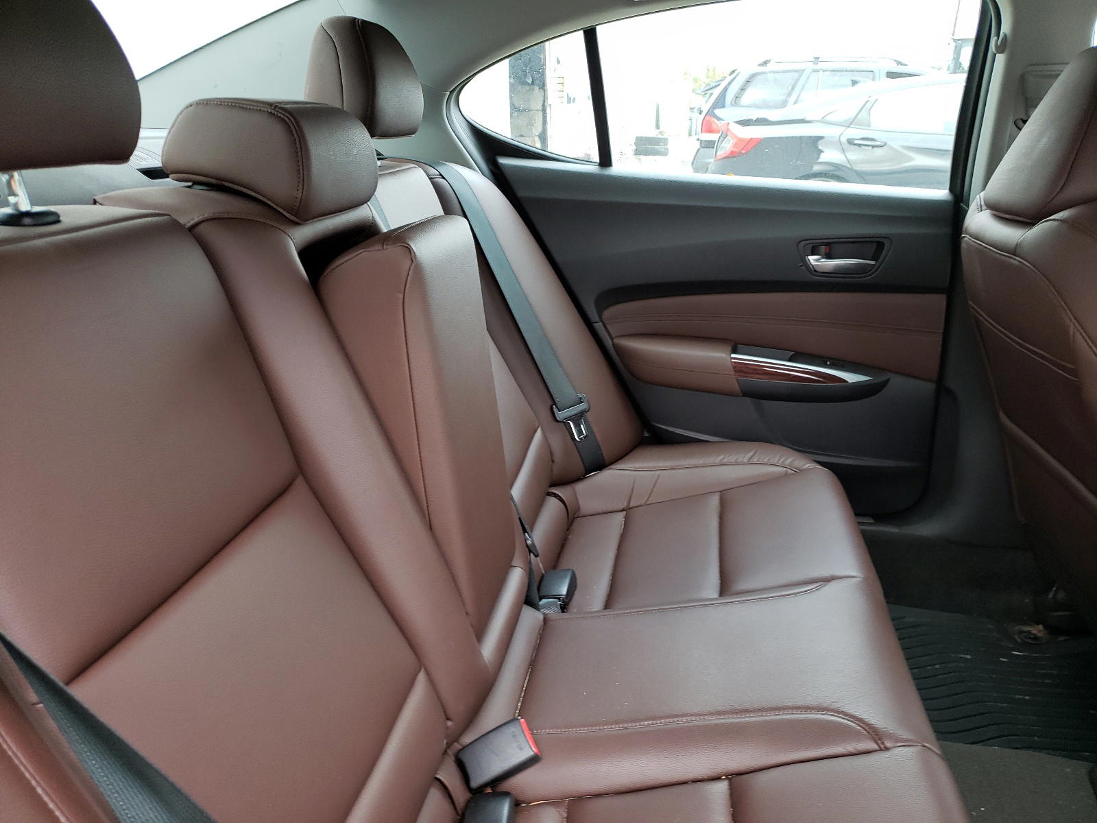Photo 6 from auction – 2015 ACURA TLX with VIN 19UUB1F35FA002379