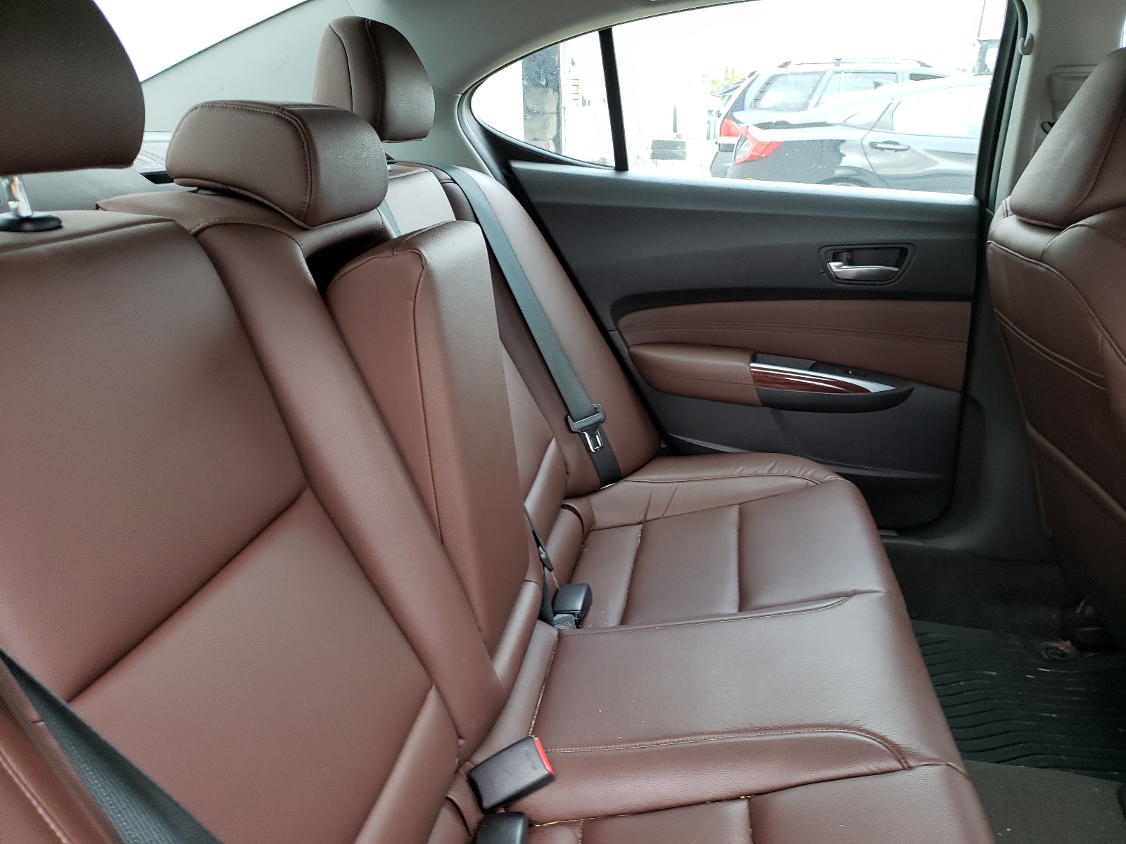 Zdjęcie 6 z aukcji – 2015 ACURA TLX z VIN 19UUB1F35FA002379