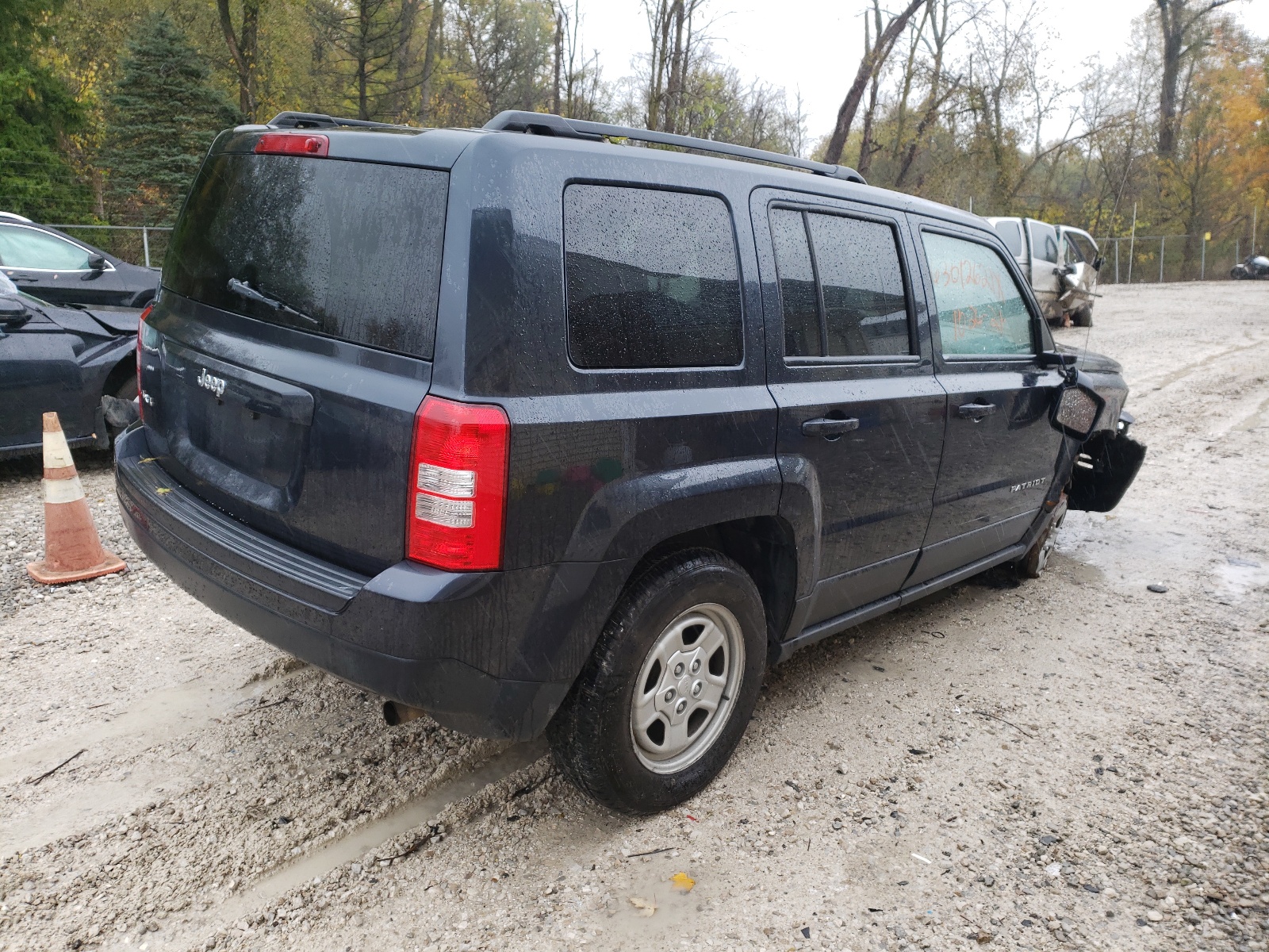 Photo 4 from auction – 2015 JEEP PATRIOT SP with VIN 1C4NJRBB4FD338721