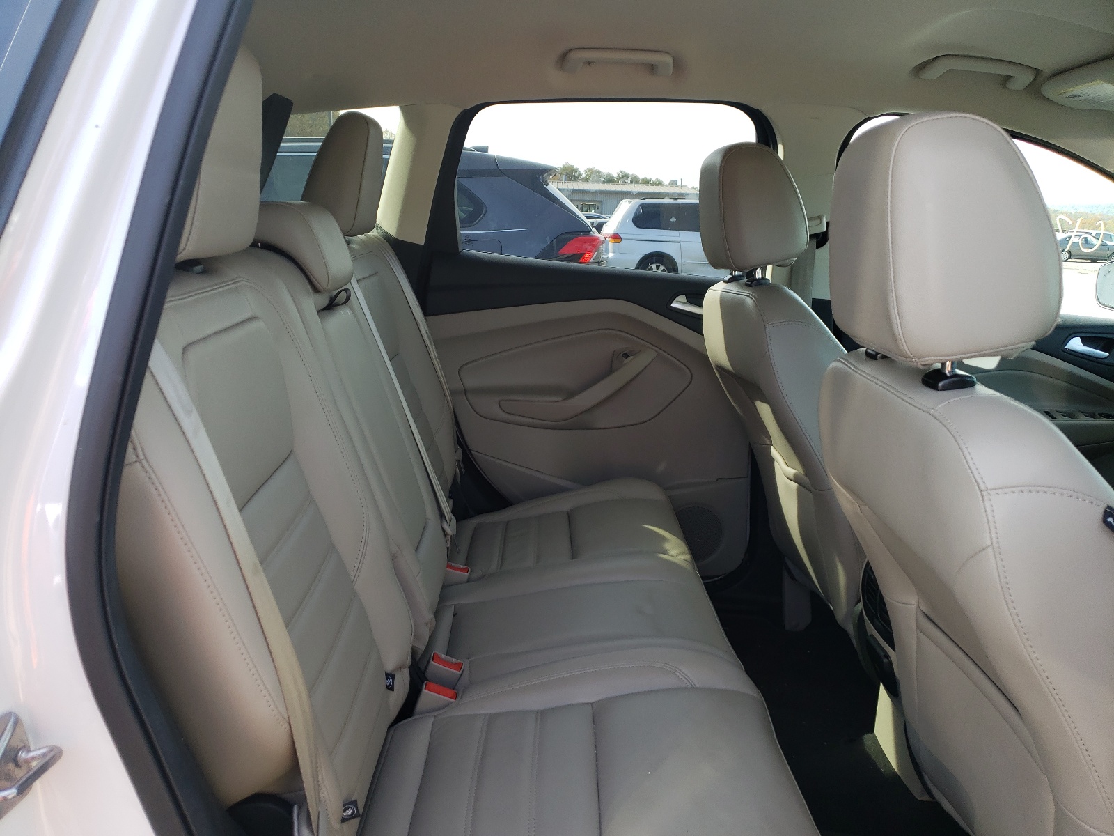 Photo 6 from auction – 2017 FORD ESCAPE TIT with VIN 1FMCU9JD9HUA18200