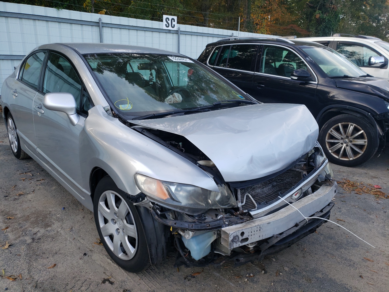 HONDA CIVIC LX 2010 with VIN 2HGFA1F56AH575086 - Photo from auction