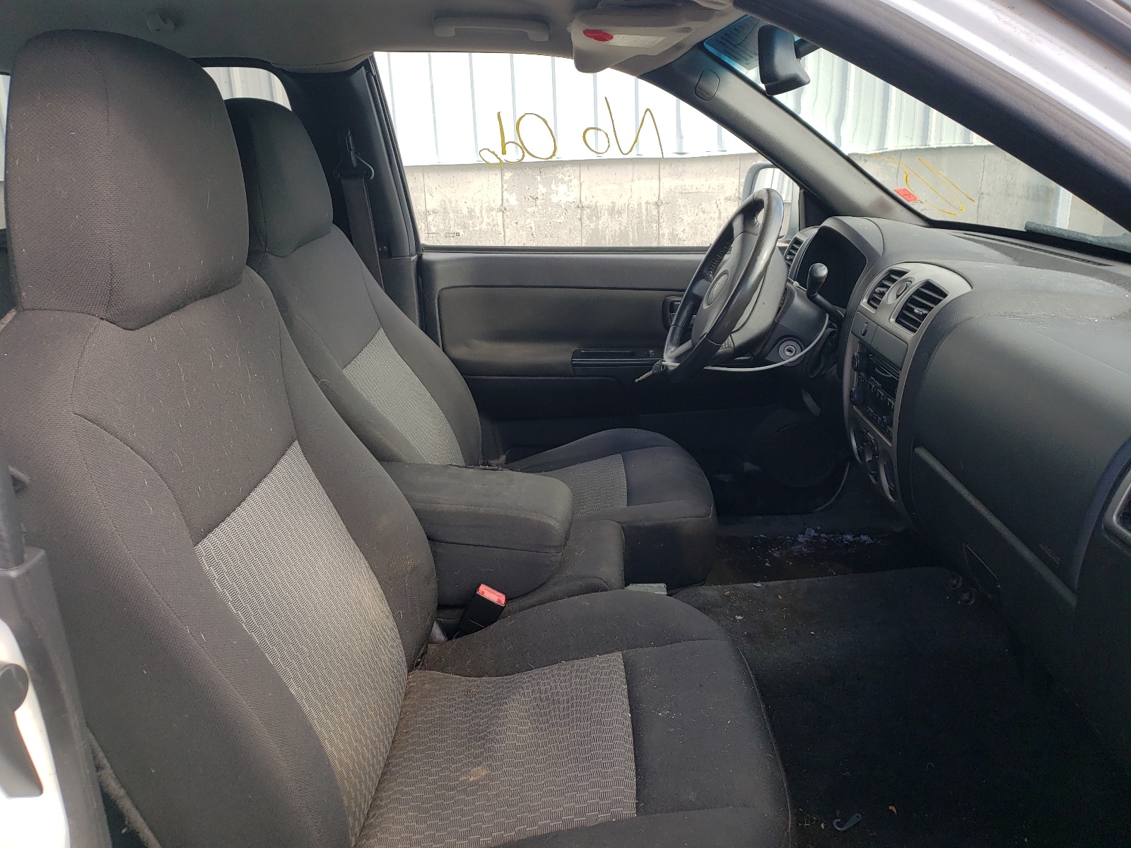 Photo 5 from auction – 2011 CHEVROLET COLORADO L with VIN 1GCESCF99B8105079