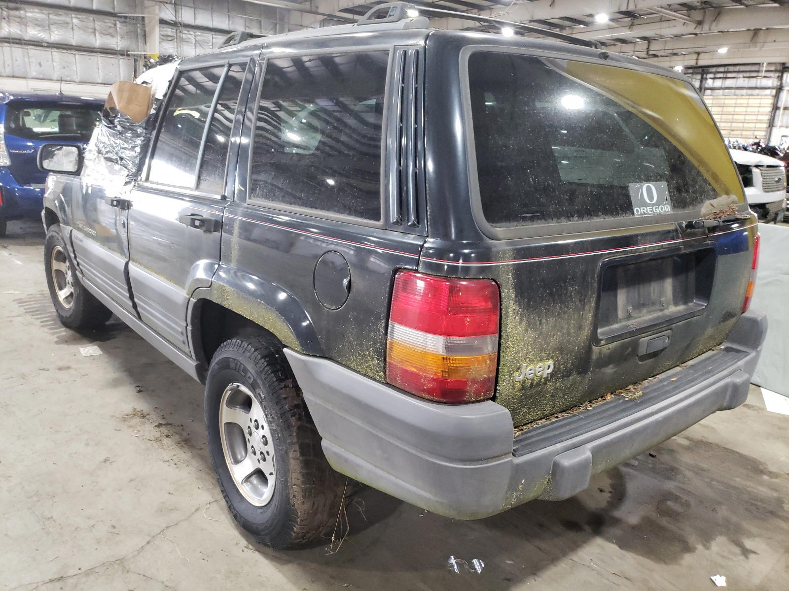 Photo 3 from auction – 1997 JEEP CHEROKEE with VIN 1J4FX58S6VC757008