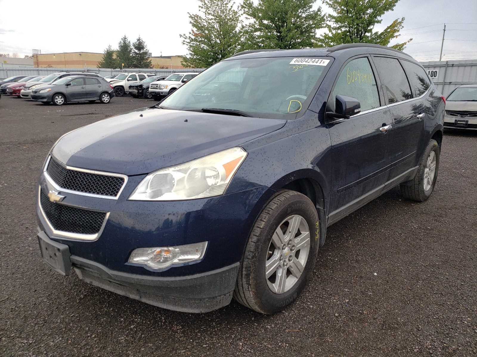 Zdjęcie 2 z aukcji – 2011 CHEVROLET TRAVERSE L z VIN 1GNKRJED1BJ232563