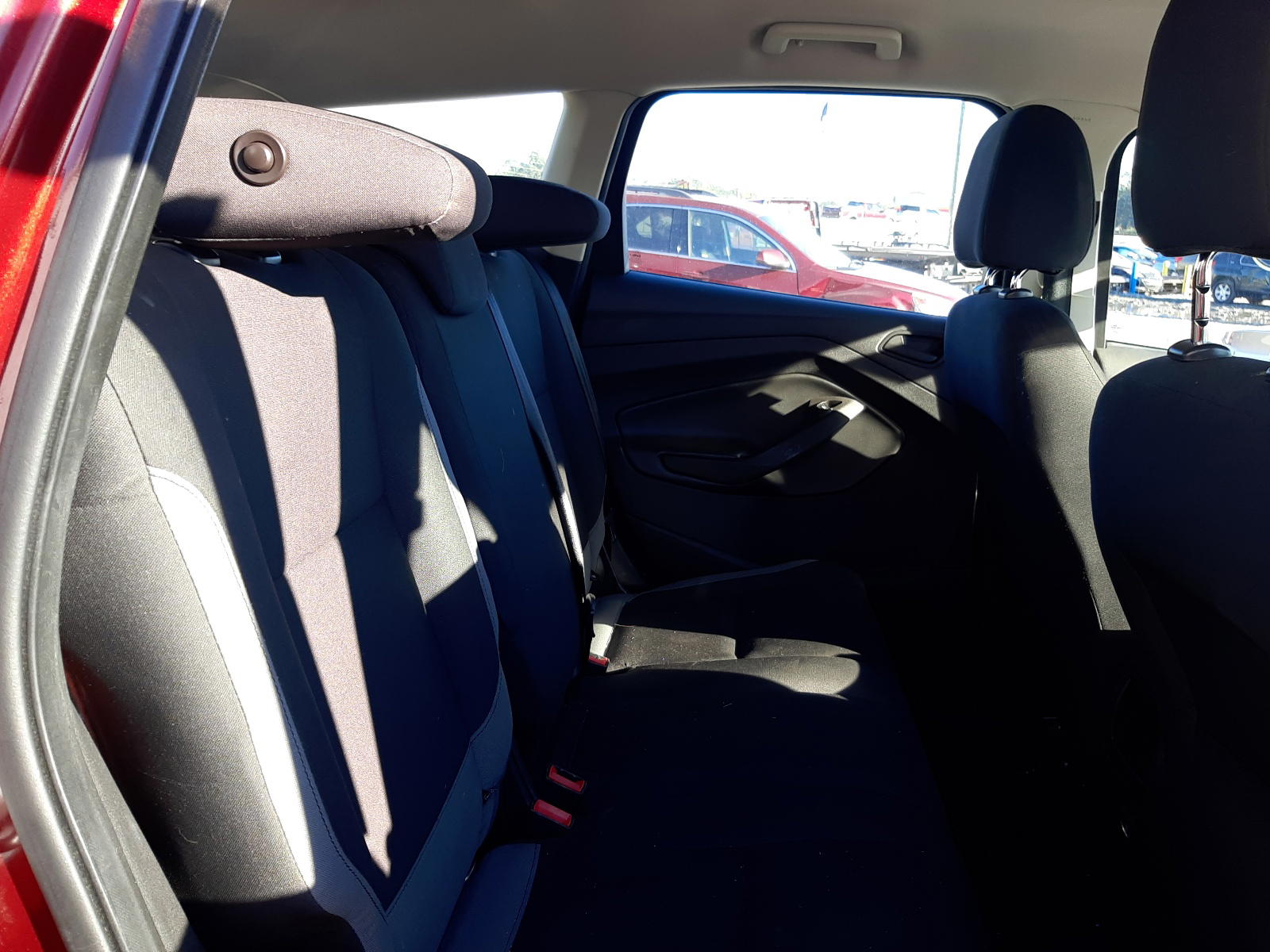 Photo 6 from auction – 2014 FORD ESCAPE S with VIN 1FMCU0F77EUB43237