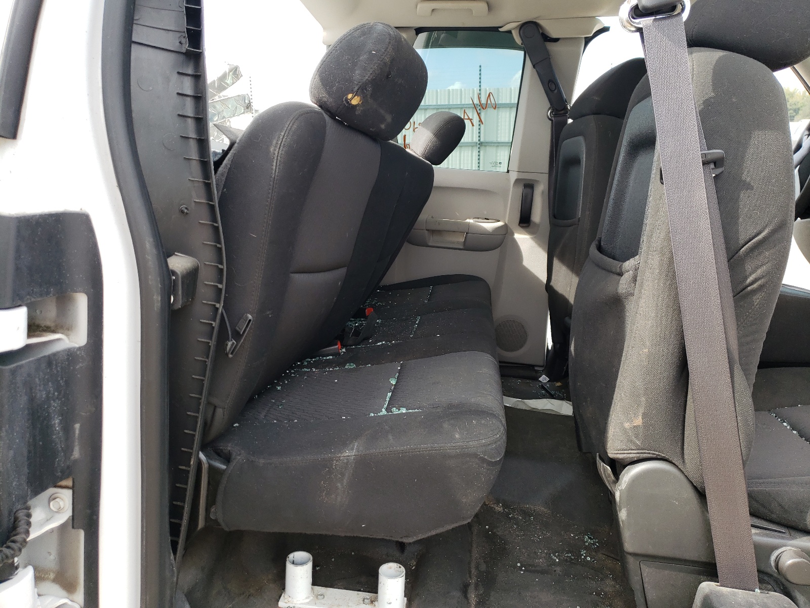 Photo 6 from auction – 2011 GMC SIERRA K25 with VIN 1GT22ZCG2BZ273794