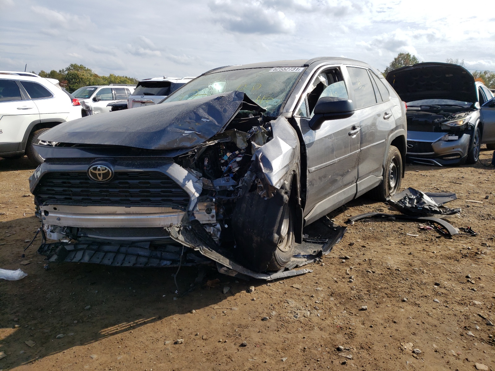 Photo 2 from auction – 2019 TOYOTA RAV4 LE with VIN 2T3F1RFV0KC030579