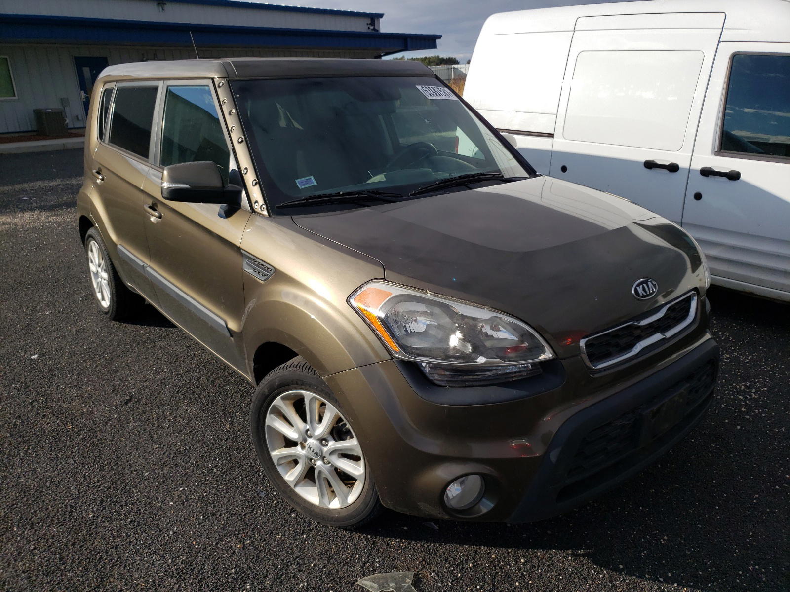 KIA SOUL + 2012 with VIN KNDJT2A68C7392683 - Photo from auction