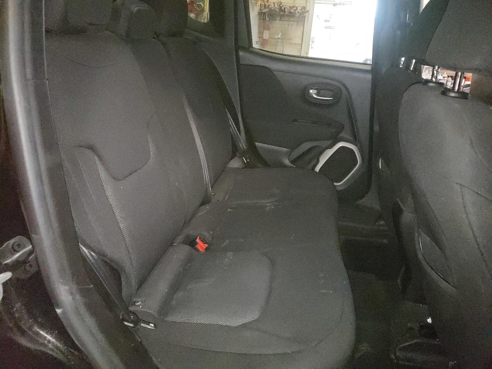 Photo 6 from auction – 2017 JEEP RENEGADE L with VIN ZACCJBBB3HPG20514