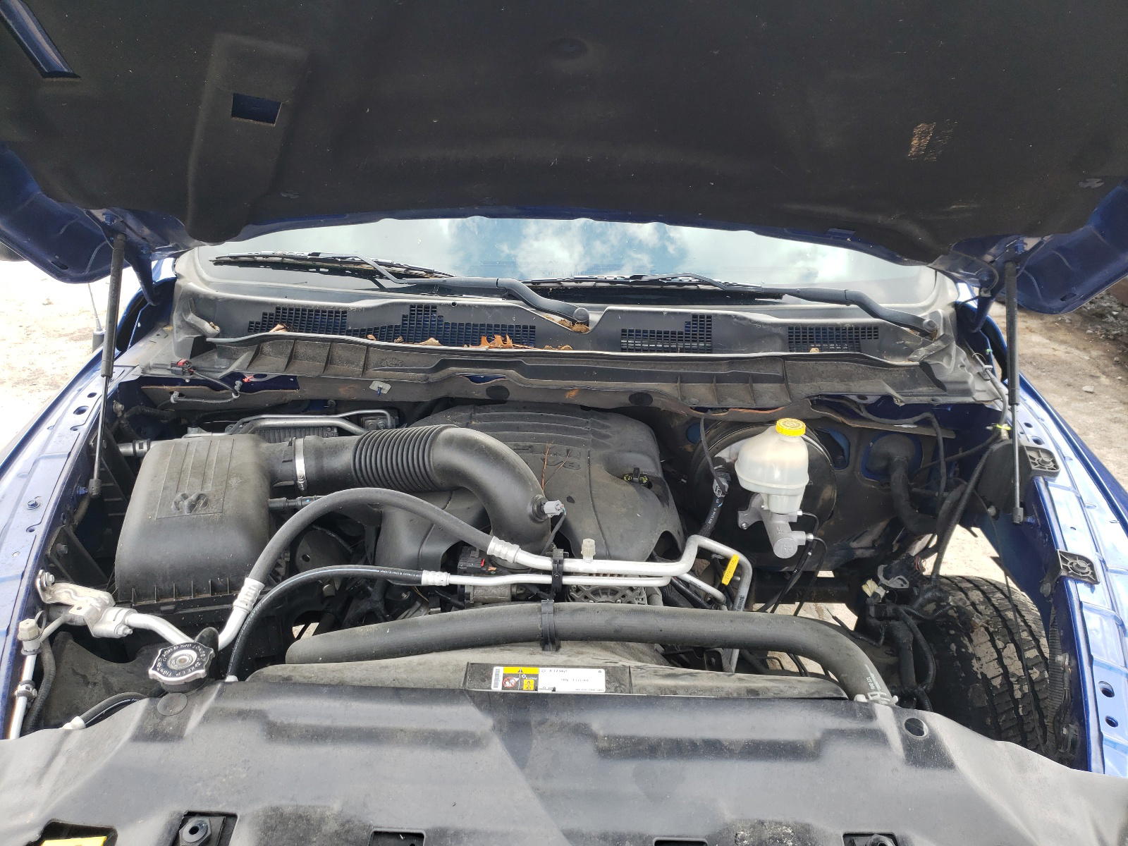 Photo 7 from auction – 2015 RAM 1500 ST with VIN 1C6RR6KT0FS789309