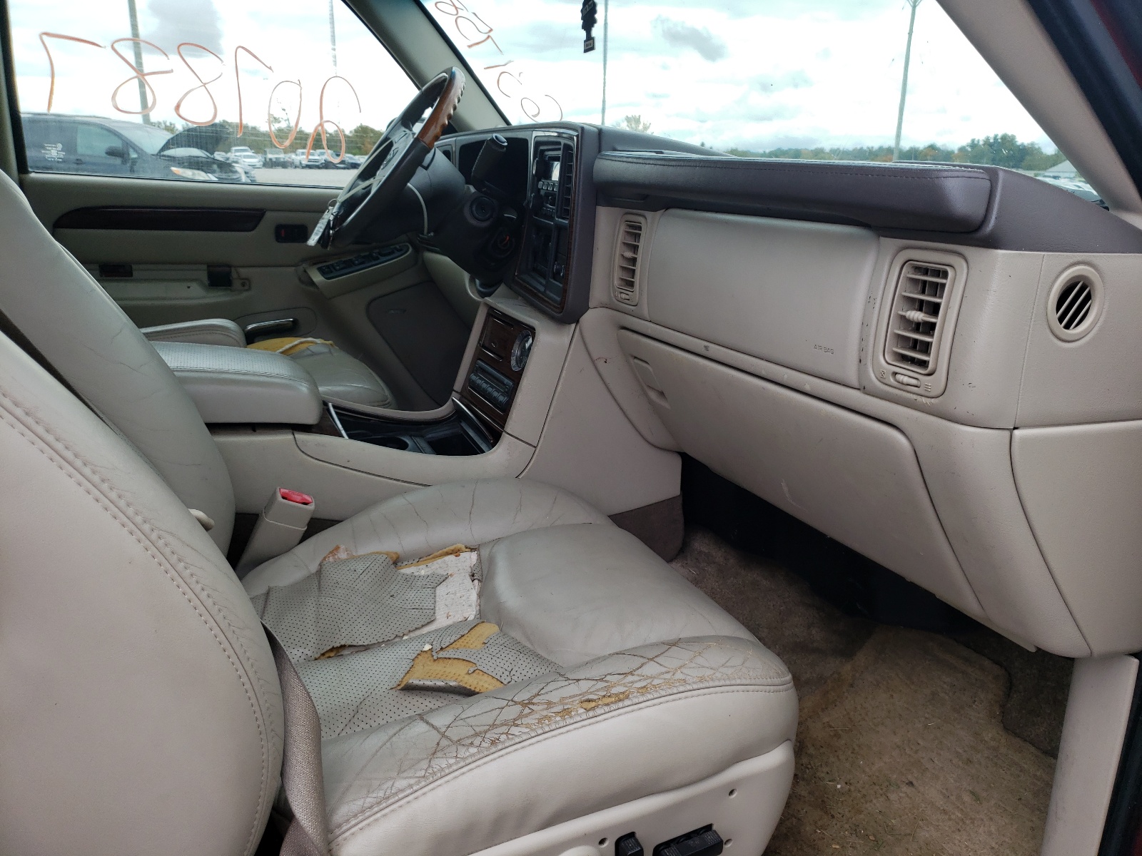 Photo 5 from auction – 2003 CADILLAC ESCALADE L with VIN 1GYEK63N33R212914