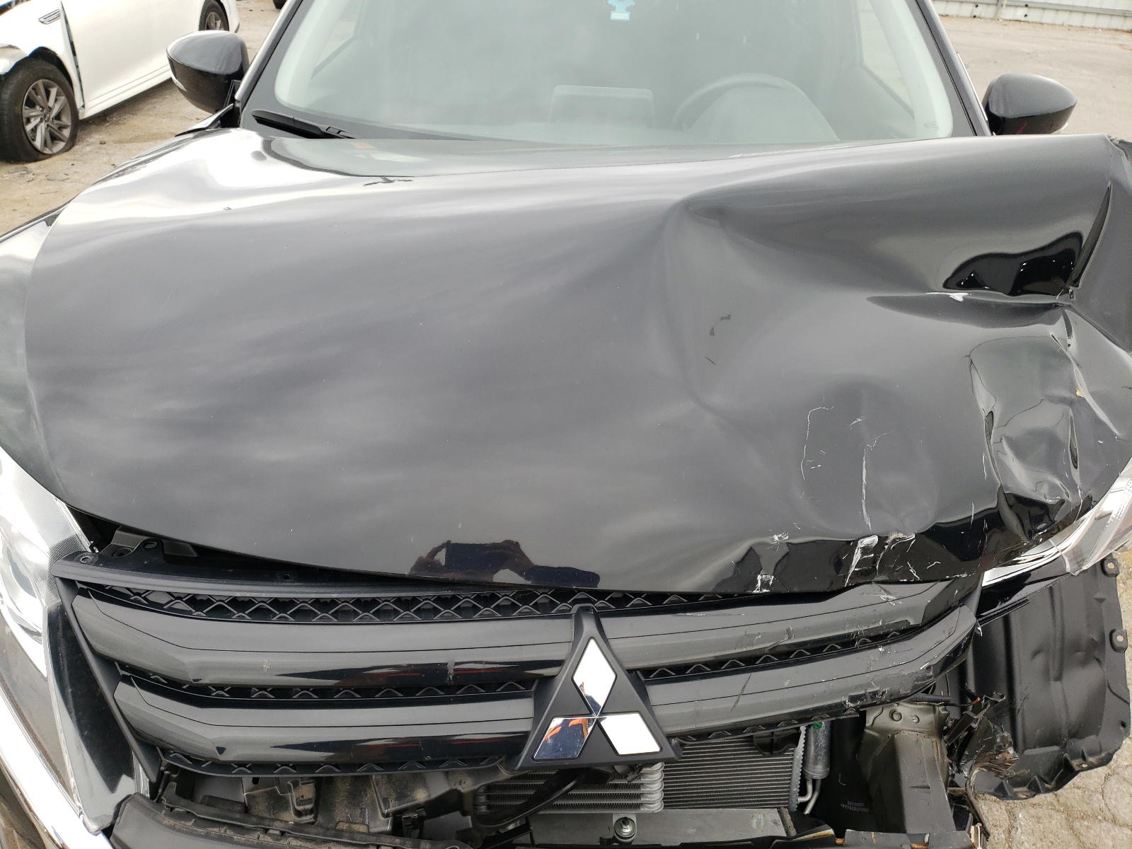 Photo 7 from auction – 2020 MITSUBISHI ECLIPSE CR with VIN JA4AT4AA9LZ006917