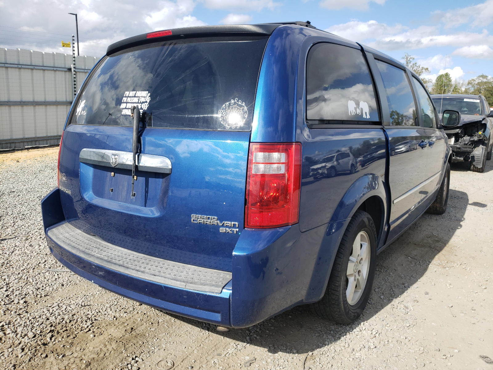 Photo 4 from auction – 2010 DODGE GRAND CARA with VIN 2D4RN5D1XAR130760
