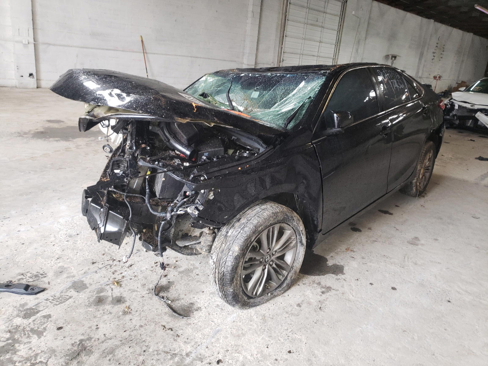 Photo 2 from auction – 2017 TOYOTA CAMRY LE with VIN 4T1BF1FK5HU802419