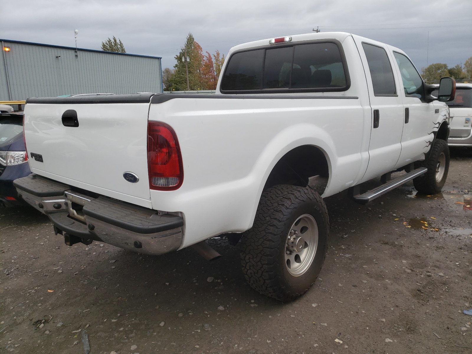 Photo 4 from auction – 2004 FORD F250 SUPER with VIN 1FTNW21L44EA87158