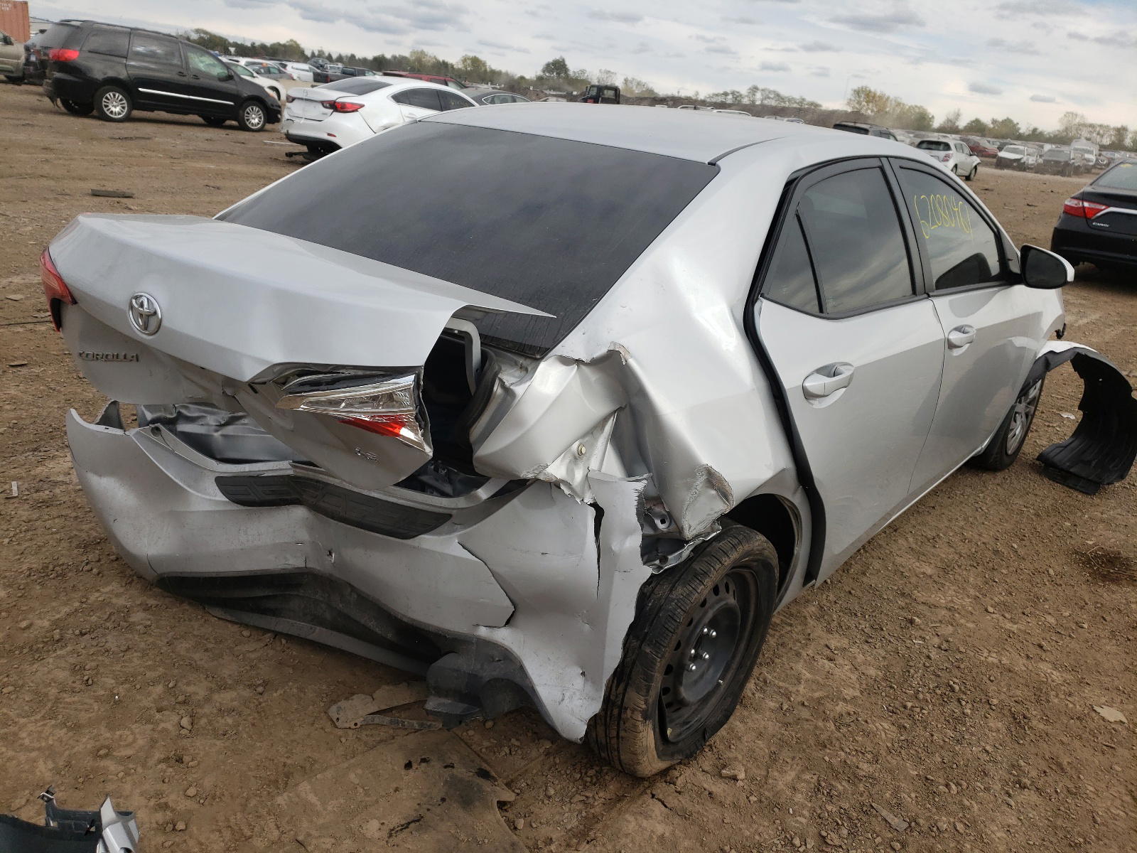 Photo 4 from auction – 2018 TOYOTA COROLLA with VIN 2T1BURHE0JC098066