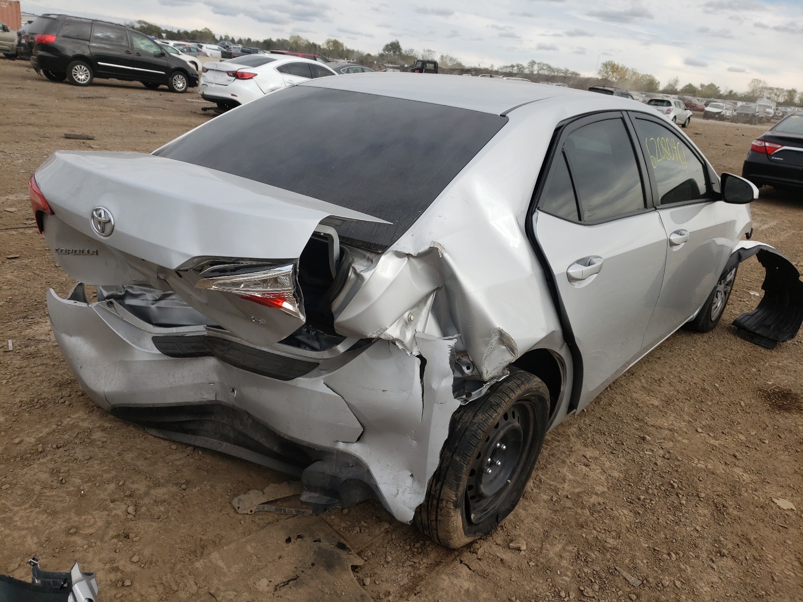Zdjęcie 4 z aukcji – 2018 TOYOTA COROLLA z VIN 2T1BURHE0JC098066
