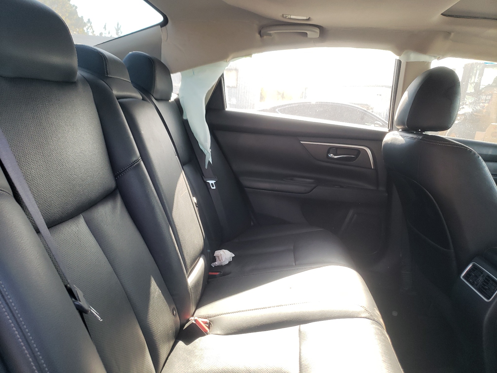 Photo 6 from auction – 2017 NISSAN ALTIMA 3.5 with VIN 1N4BL3APXHC256224