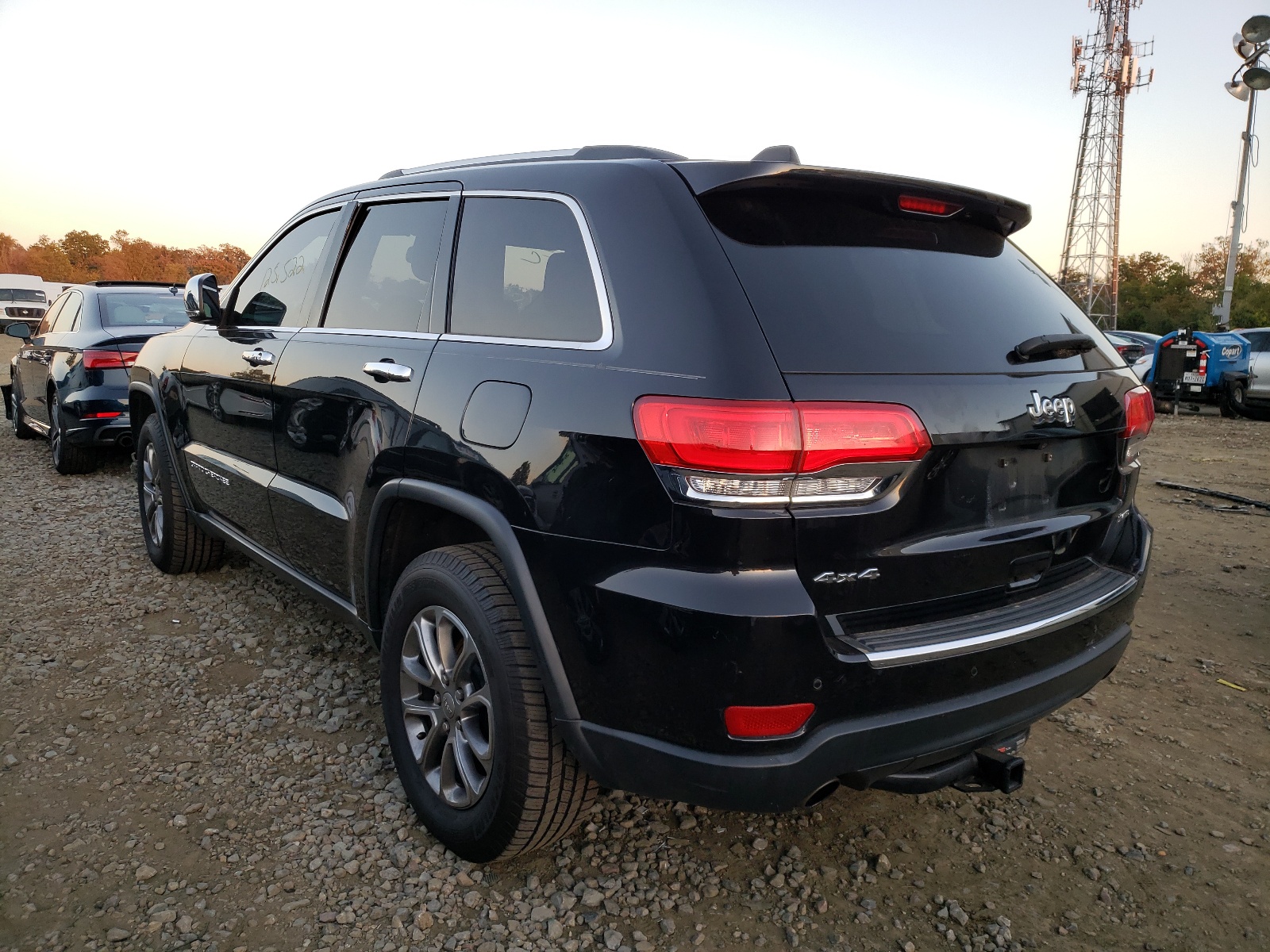 Photo 3 from auction – 2014 JEEP GRAND CHER with VIN 1C4RJFBG1EC589034