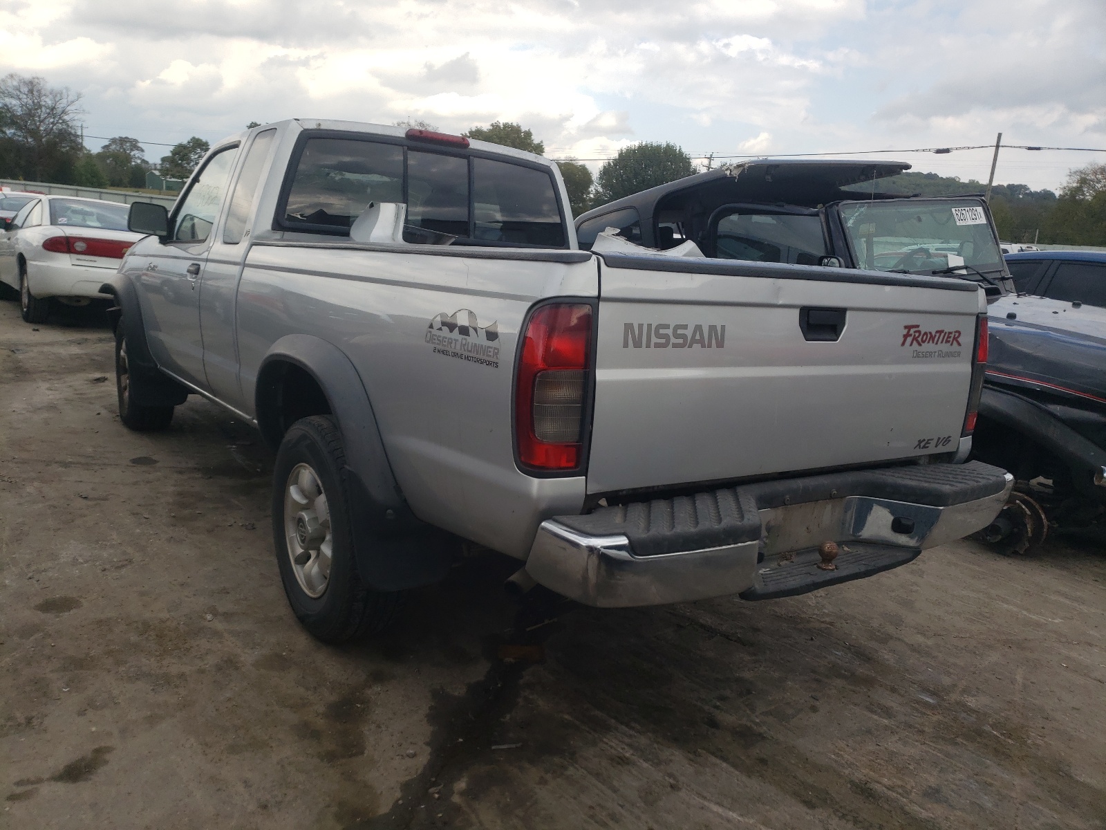 Photo 3 from auction – 2000 NISSAN FRONTIER K with VIN 1N6ED26T1YC371912